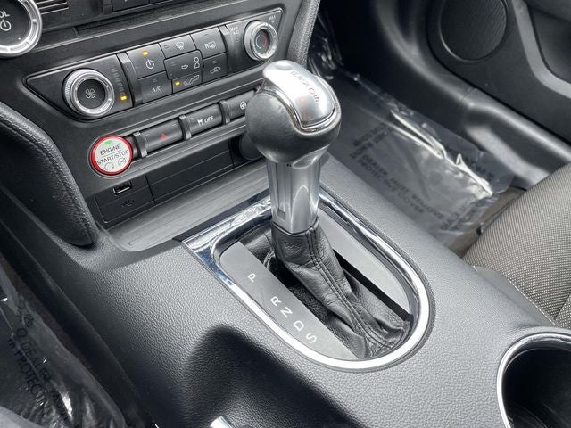 2016 Ford Mustang V6