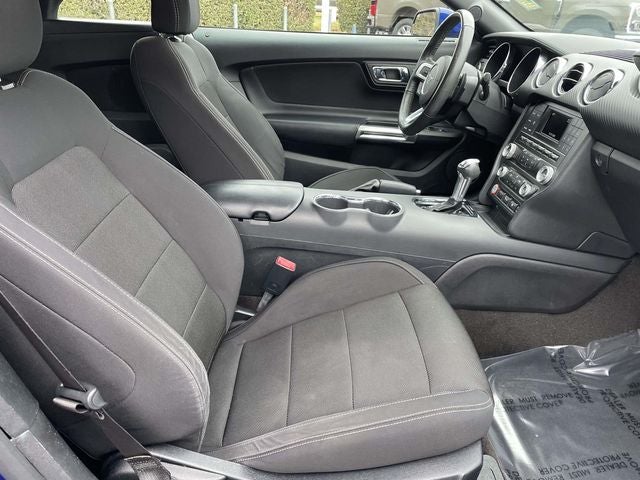 2016 Ford Mustang V6