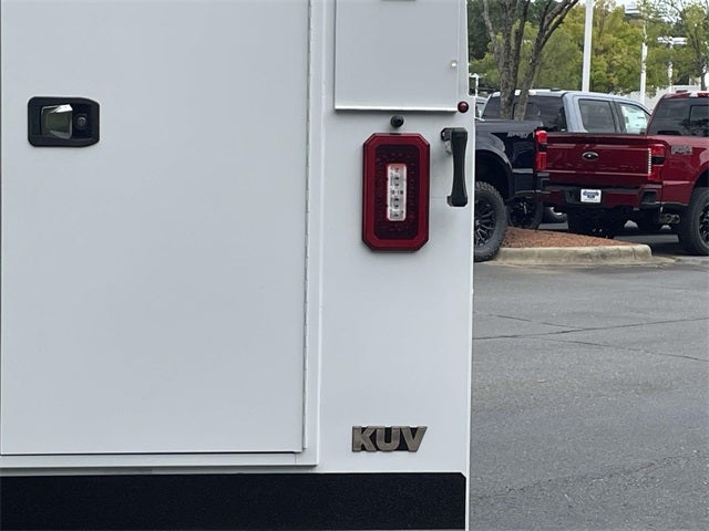 2026 Ford E-350SD Base Cutaway