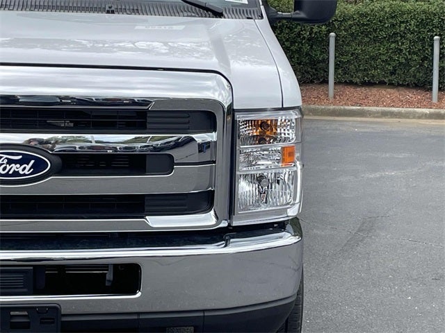 2026 Ford E-350SD Base Cutaway