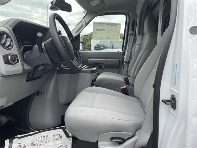 2026 Ford E-350SD Base Cutaway