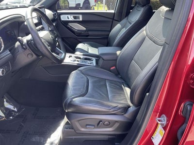 2022 Ford Explorer ST