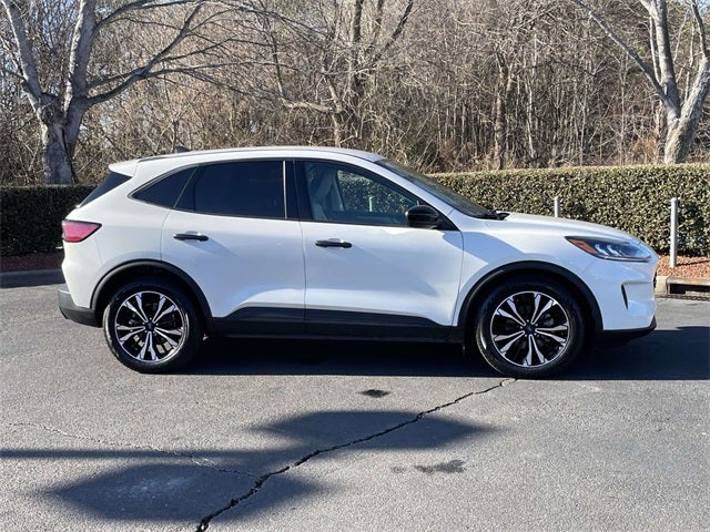 2021 Ford Escape SE Hybrid