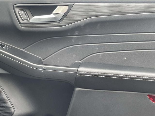 2025 Ford Escape Plug-In Hybrid Base