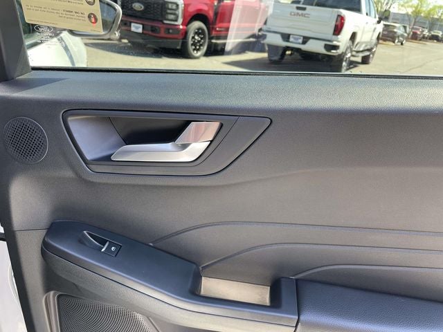 2025 Ford Escape Plug-In Hybrid Base