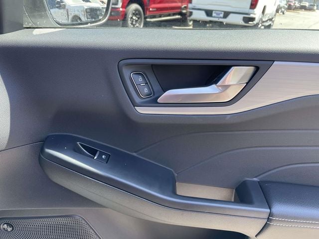 2025 Ford Escape Plug-In Hybrid Base