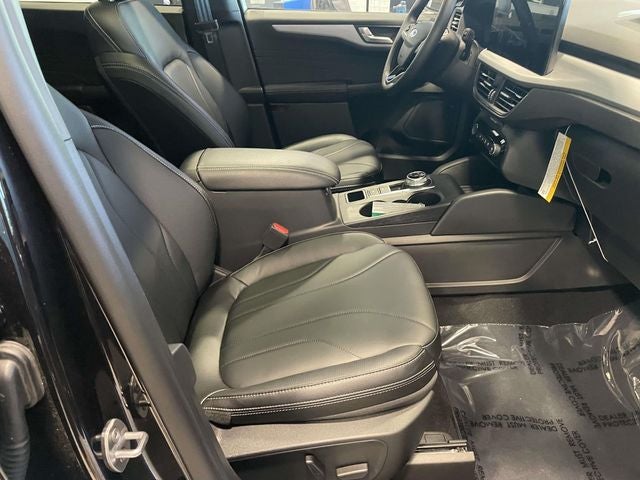 2025 Ford Escape Plug-In Hybrid Base