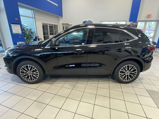 2025 Ford Escape Plug-In Hybrid Base