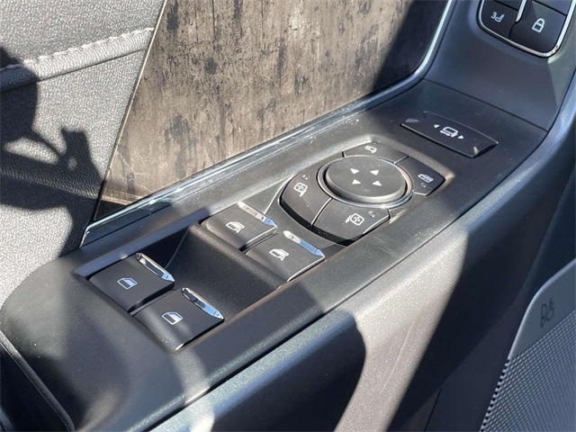 2025 Ford F-250SD Lariat BLACK WIDOW by FOX FACTORY