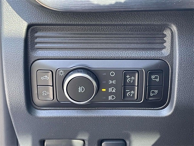 2025 Ford F-250SD Lariat BLACK WIDOW by FOX FACTORY