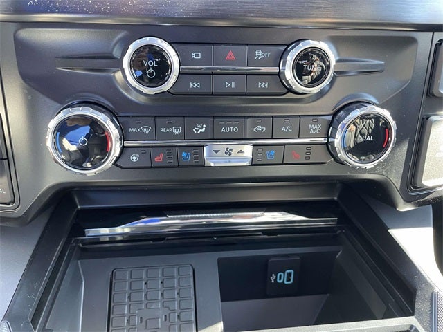 2026 Ford F-250SD Lariat BLACK WIDOW by FOX FACTORY