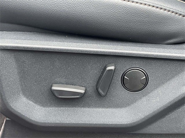 2026 Ford F-250SD Lariat BLACK WIDOW by FOX FACTORY