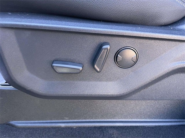 2026 Ford F-250SD Lariat BLACK WIDOW by FOX FACTORY