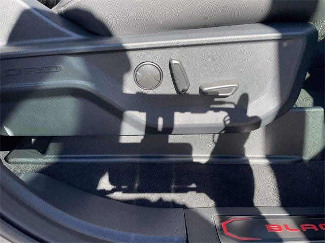 2026 Ford F-250SD Lariat BLACK WIDOW by FOX FACTORY