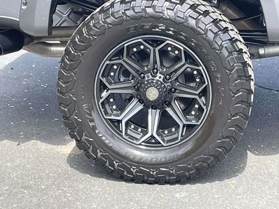2024 Ford F-250SD Lariat BLACK WIDOW by FOX FACTORY