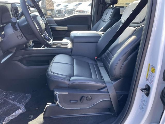 2026 Ford F-350SD Platinum DRW