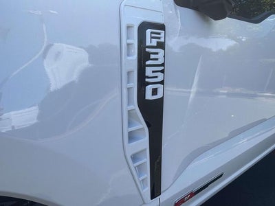 2026 Ford F-350SD Platinum DRW