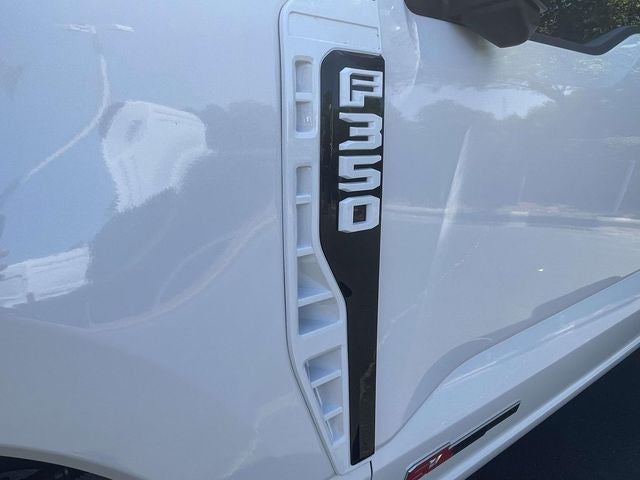 2026 Ford F-350SD Platinum DRW