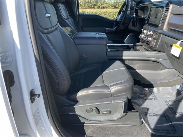 2026 Ford F-350SD Platinum DRW