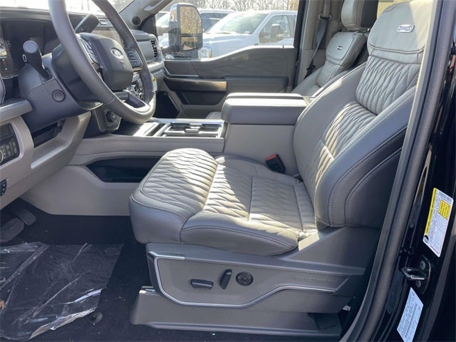 2026 Ford F-350SD Platinum DRW