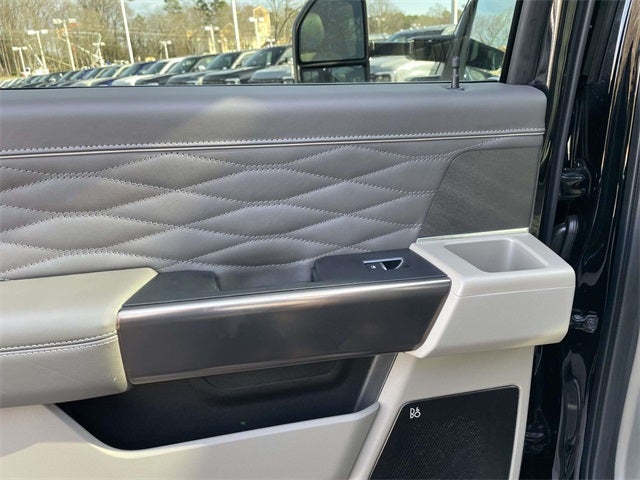 2026 Ford F-350SD Platinum DRW