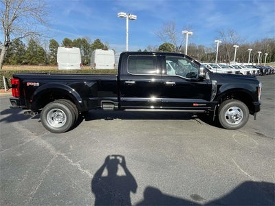 2026 Ford F-350SD Platinum DRW