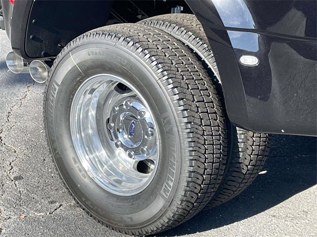 2026 Ford F-350SD Platinum DRW