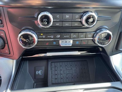 2023 Ford F-150 Platinum Full Hybrid