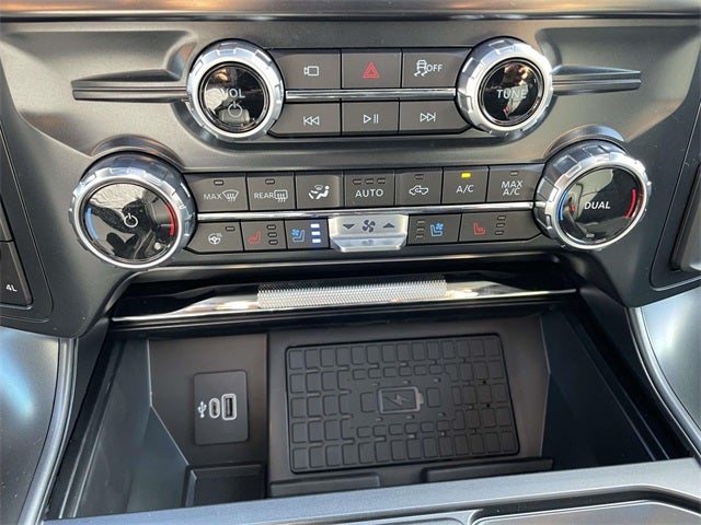 2025 Ford F-150 Lariat BLACK WIDOW by FOX FACTORY