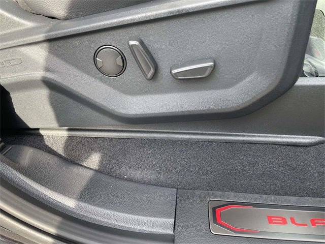 2025 Ford F-150 Lariat BLACK WIDOW by FOX FACTORY