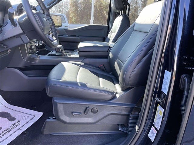 2025 Ford F-150 Lariat BLACK WIDOW by FOX FACTORY