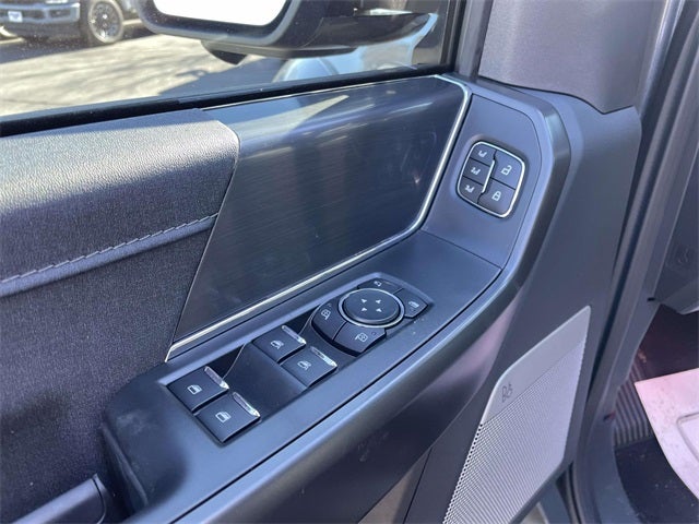 2025 Ford F-150 Lariat BLACK WIDOW by FOX FACTORY