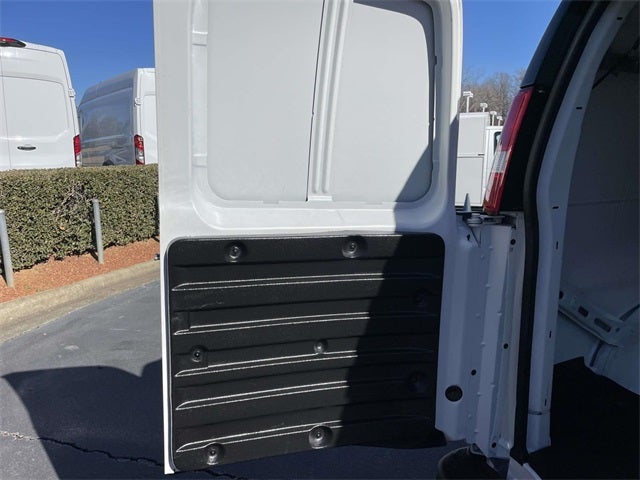 2024 Chevrolet Express 2500 Work Van Cargo