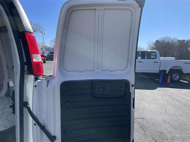 2024 Chevrolet Express 2500 Work Van Cargo