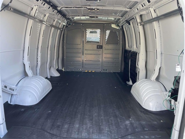 2024 Chevrolet Express 2500 Work Van Cargo
