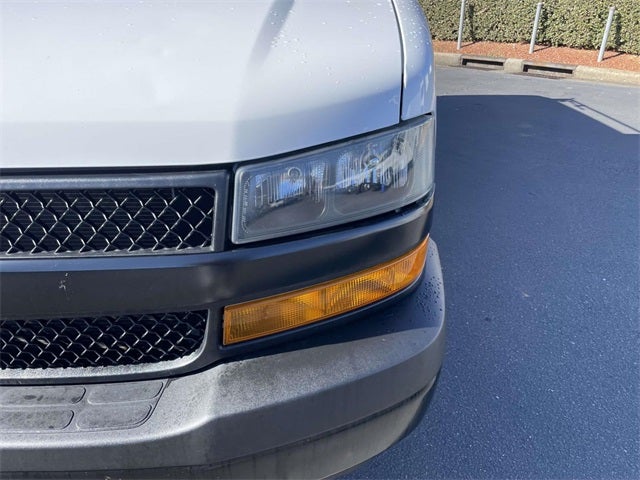 2024 Chevrolet Express 2500 Work Van Cargo