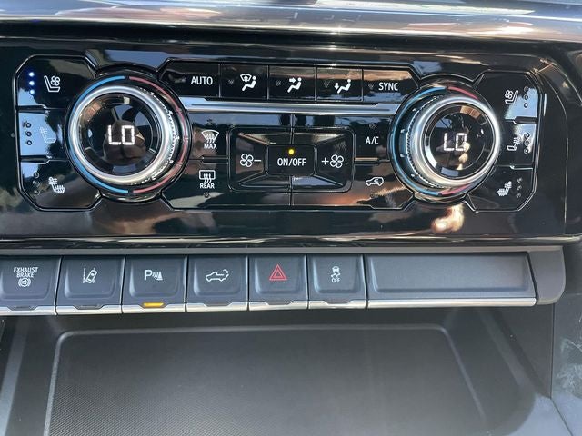 2024 GMC Sierra 3500HD Denali Ultimate