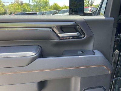 2025 GMC Sierra 2500HD AT4