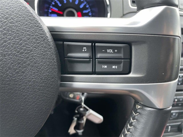 2014 Ford Mustang V6