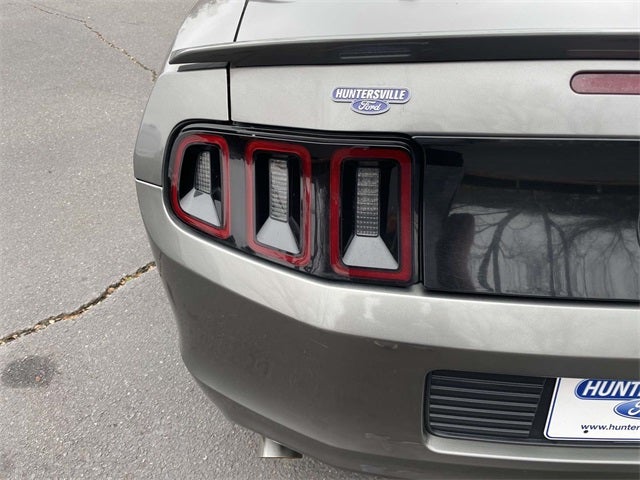 2014 Ford Mustang V6