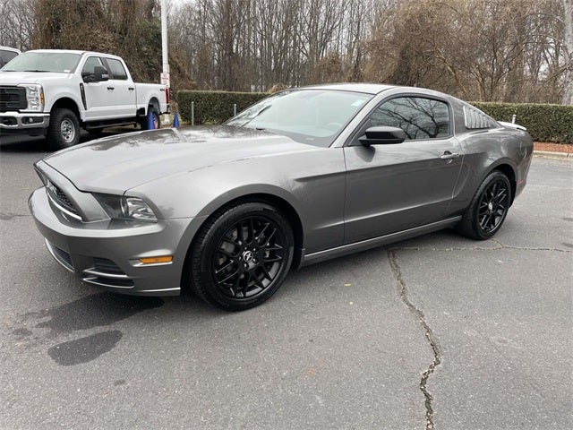 2014 Ford Mustang V6