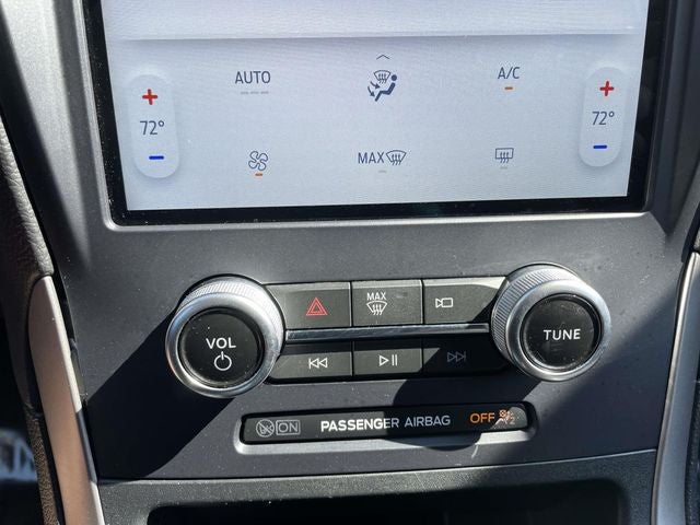 2022 Ford Edge SE