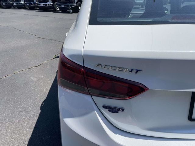 2022 Hyundai Accent SE