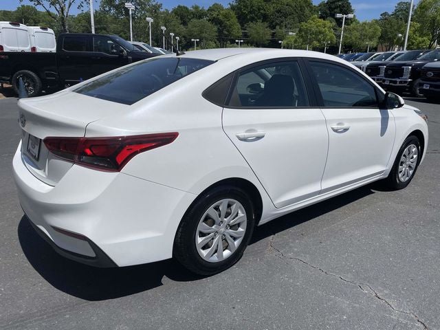 2022 Hyundai Accent SE