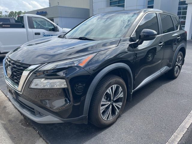 2022 Nissan Rogue SV FWD's photo