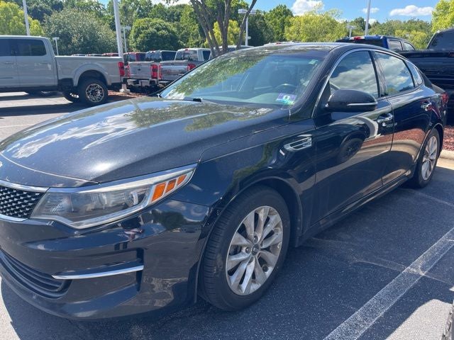 2018 Kia Optima EX AT's photo