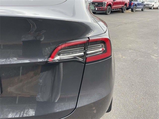 2025 Tesla Model Y Long Range