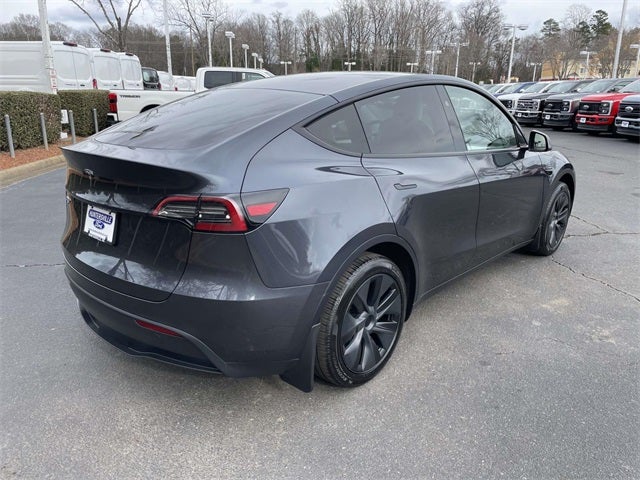 2025 Tesla Model Y Long Range