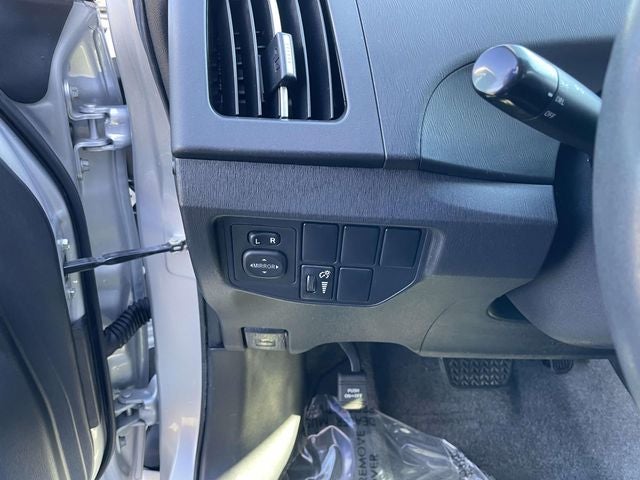 2014 Toyota Prius Two