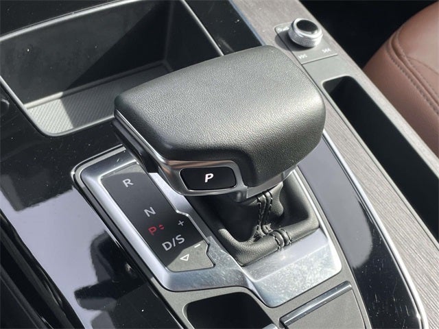 2024 Audi Q5 40 Premium quattro